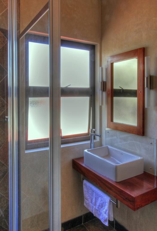 Hartmann Suites Serviced Self-Catering Apartments ウィントフーク エクステリア 写真