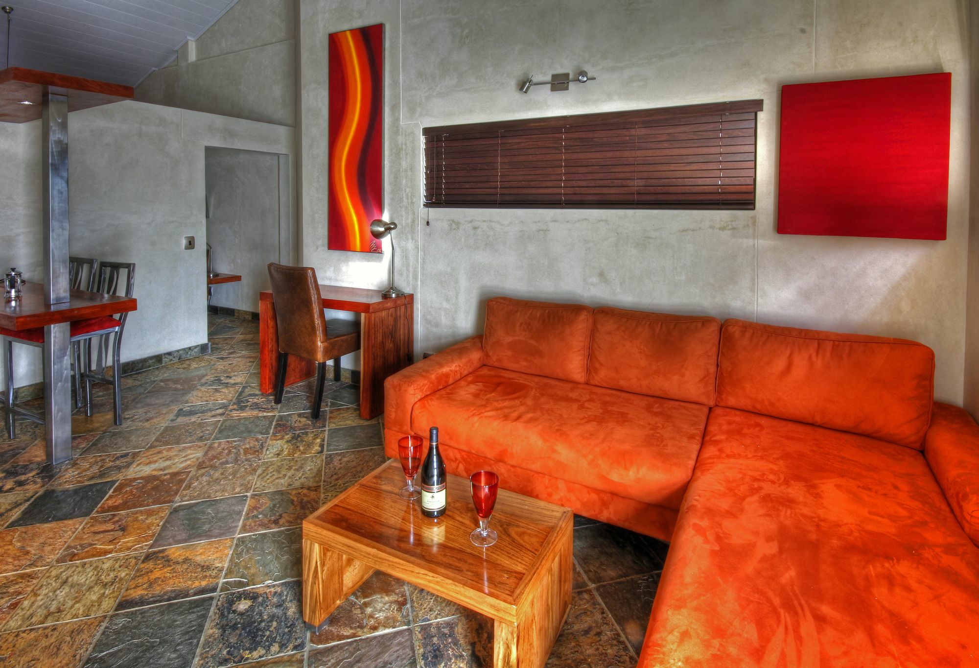 Hartmann Suites Serviced Self-Catering Apartments ウィントフーク エクステリア 写真